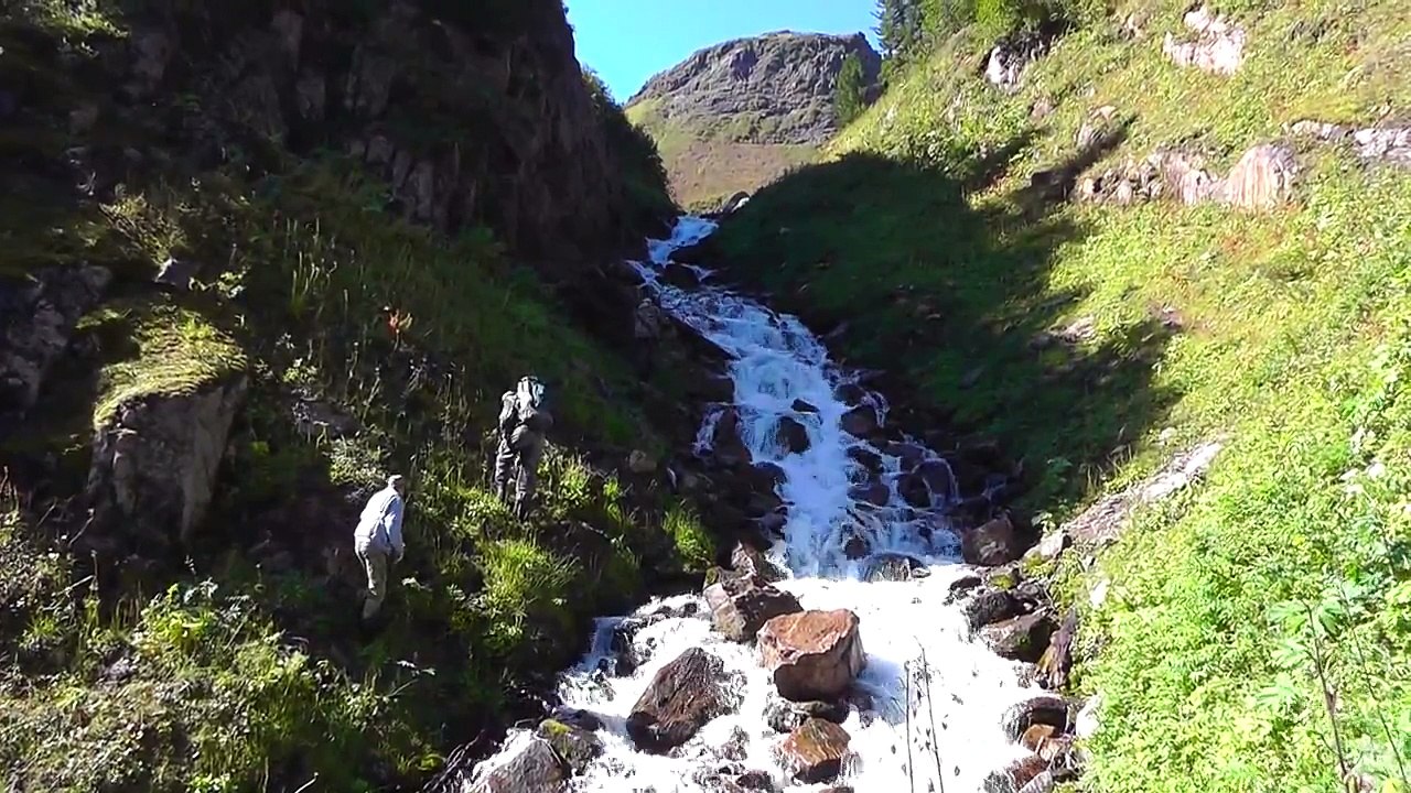 الطبيعة في جبال سايان - روسيا . الطبيعة الساحرة والخلابة HD