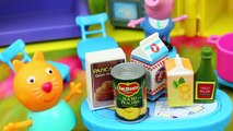 Peppa Pig Play Doh Cupcakes FAIL! Peppa, George Pig & Candy Cat Make Bad Treats in this Toy Video