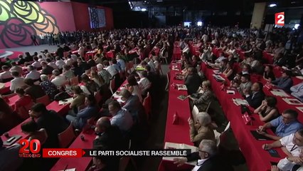 À Poitiers, Manuel Valls soutient Hollande et critique Sarkozy