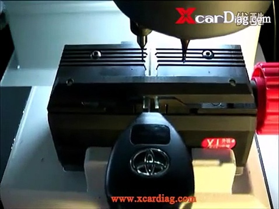 Toyota IKEYCUTTER CONDOR XC-007 Master Series Key Cutting Machine(English Version)