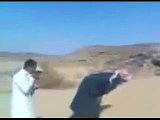 yaroun Arab prank while praying