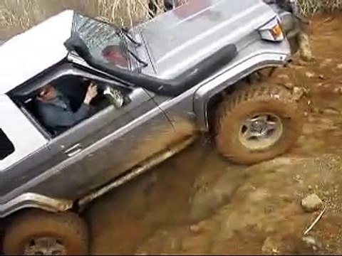 《３５》　TOYOTA 4x4 LAND CRUISER 70　Hrad Hill climb