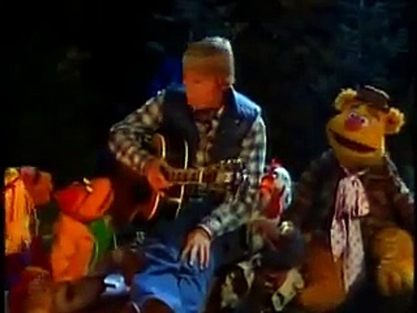 ⁣John Denver and The Muppets - Man Eating Chicken/Grandma's Feather Bed