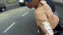 Roubo de Moto imagens gravadas capacete Policial atira bandido