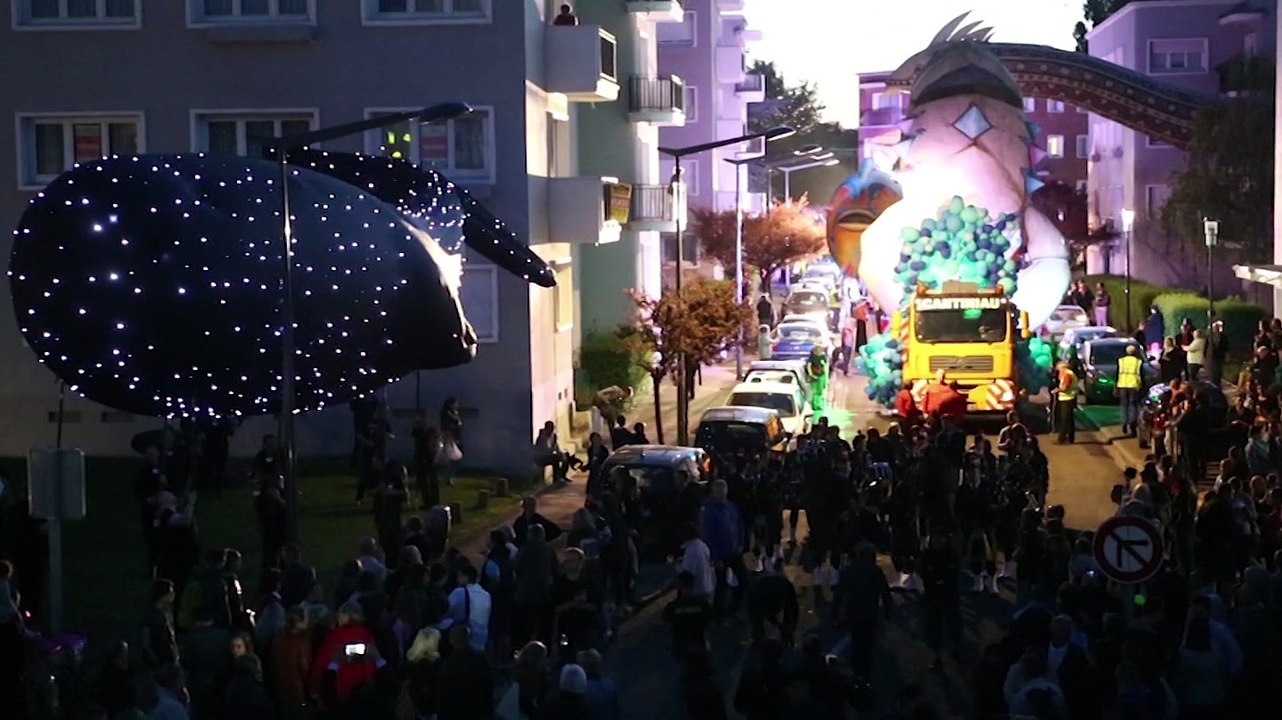 Folies de Maubeuge: parade et feu d'artifice