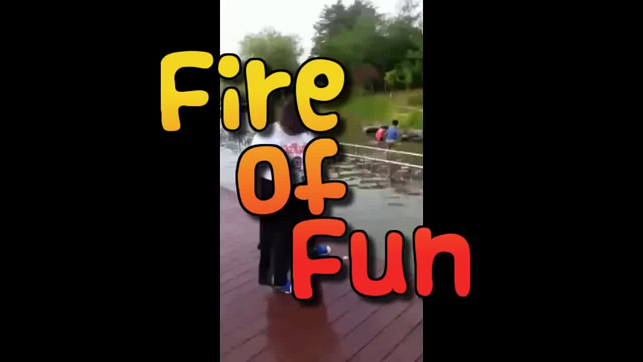 [FUNNY] Don't mess with girl - Girl fight