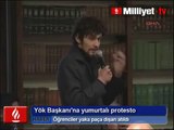 Boğaziçi nde YÖK Başkanı na yumurtalı protesto