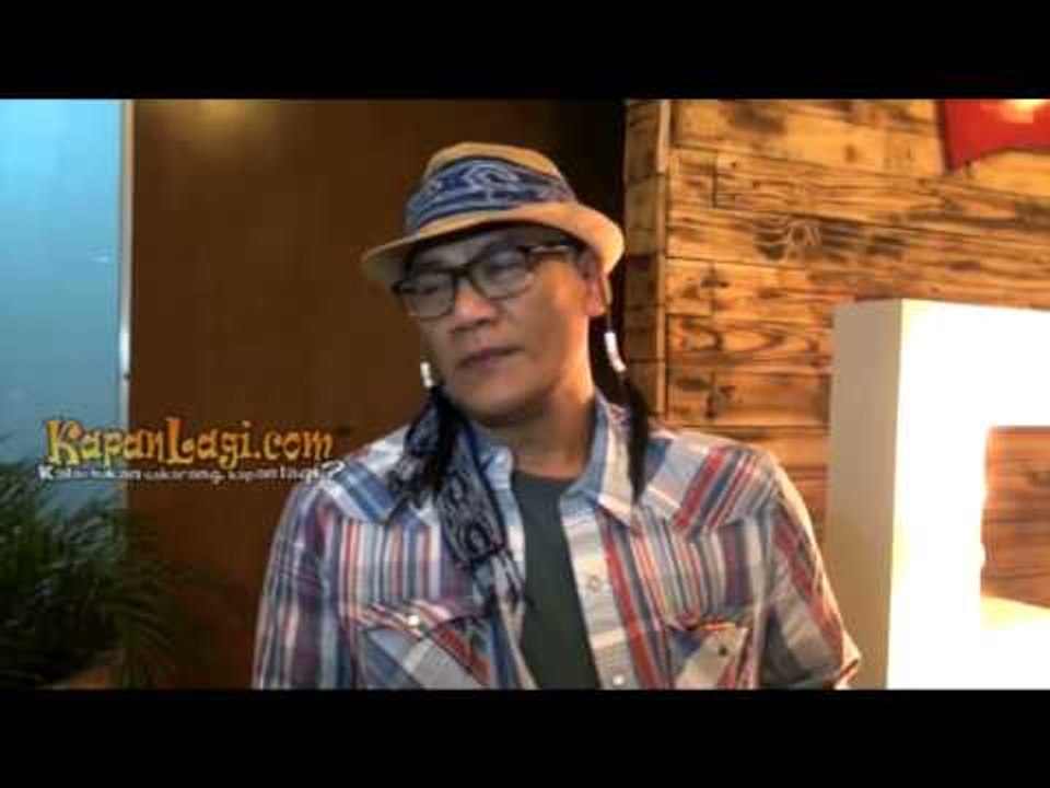 Tio Pakusadewo Dandan Ala Indian