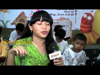 Amel Carla Ajak Anak-Anak Yatim Buka Puasa Bersama