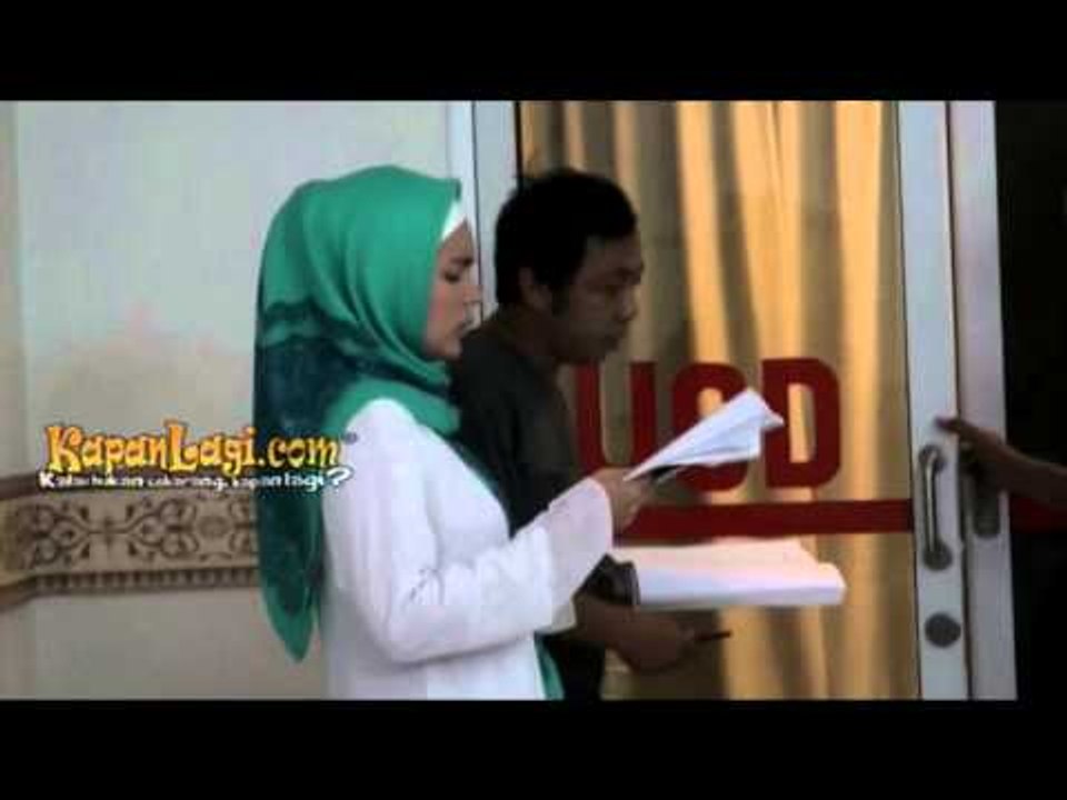 Syuting Striping, Dewi Sandra Sering Rindu Suami