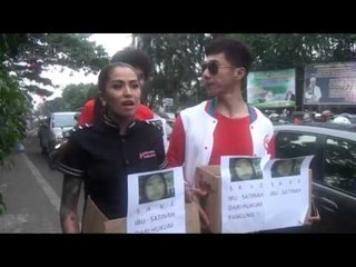 Galang Dana Untuk Satinah, Cinta Penelope Ngamen