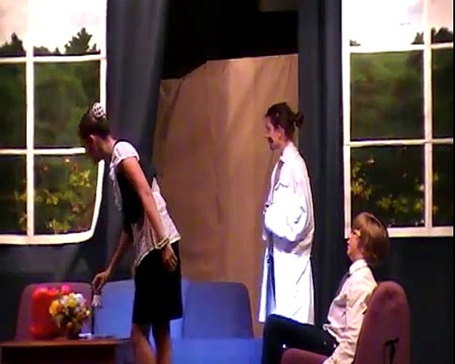 Premier extrait de la pièce de théâtre : Burn Out de Charles Istace.