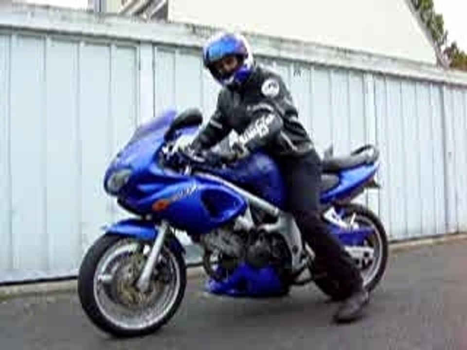 Gros burn en suzuki sv650s