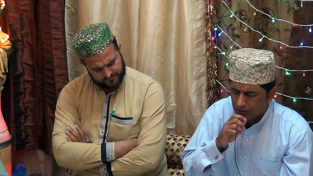 Khalid Shakeel Sahib~Punjabi Naat Shareef~Meri umer Madiney dey Tibbayan di tasveer manadiyan guzar gayee