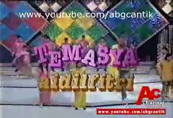 Lagu Raya - Feminin dan lain-lain artis