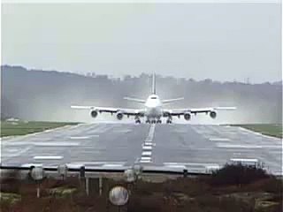 Boeing 747-400 Amazing Takeoff