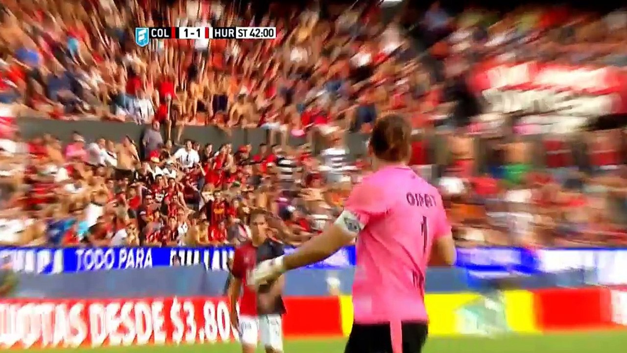 Argentinien: Dribbel-Keeper mit Slapstick-Rot