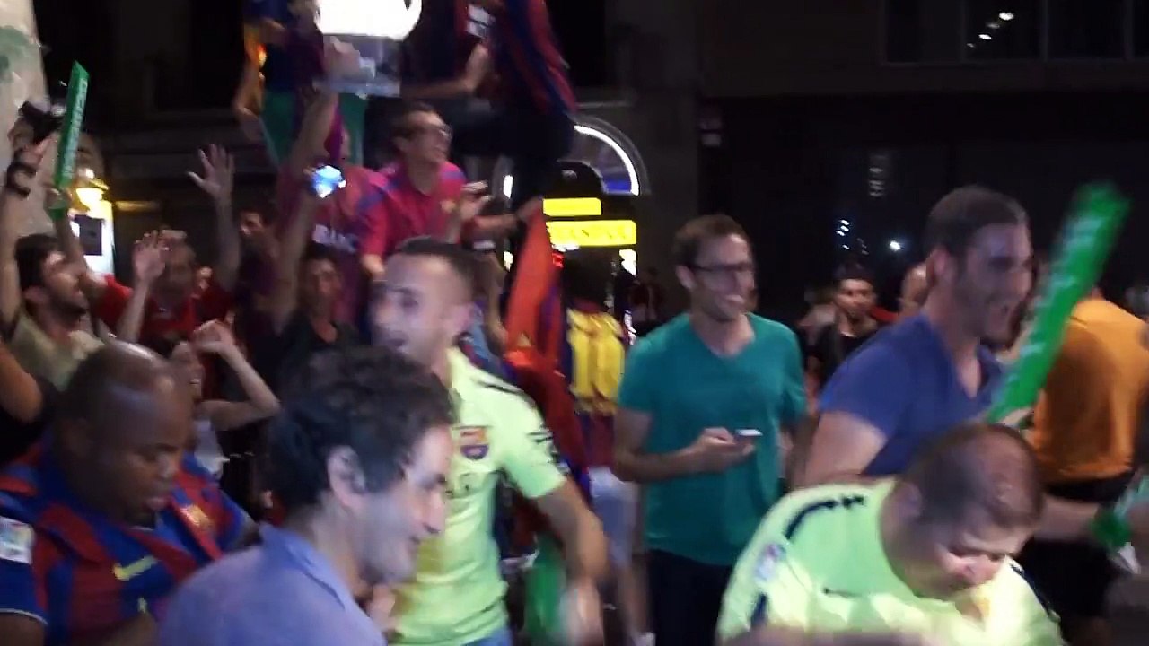 La liesse des supporters du Barça après la victoire en LdC !