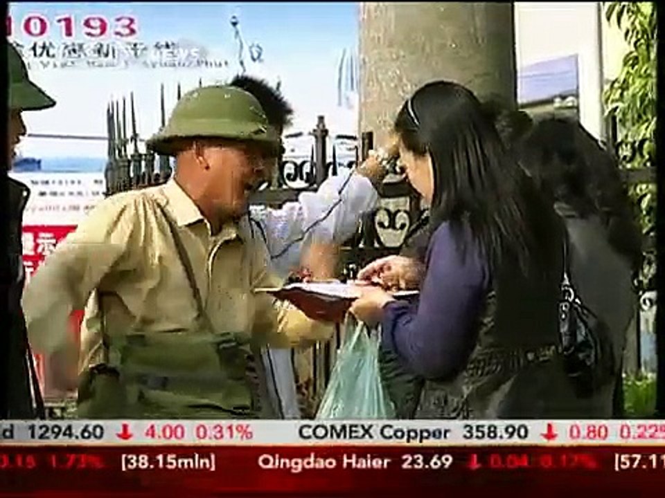 China, Vietnam enjoy booming border trade - CCTV 100928