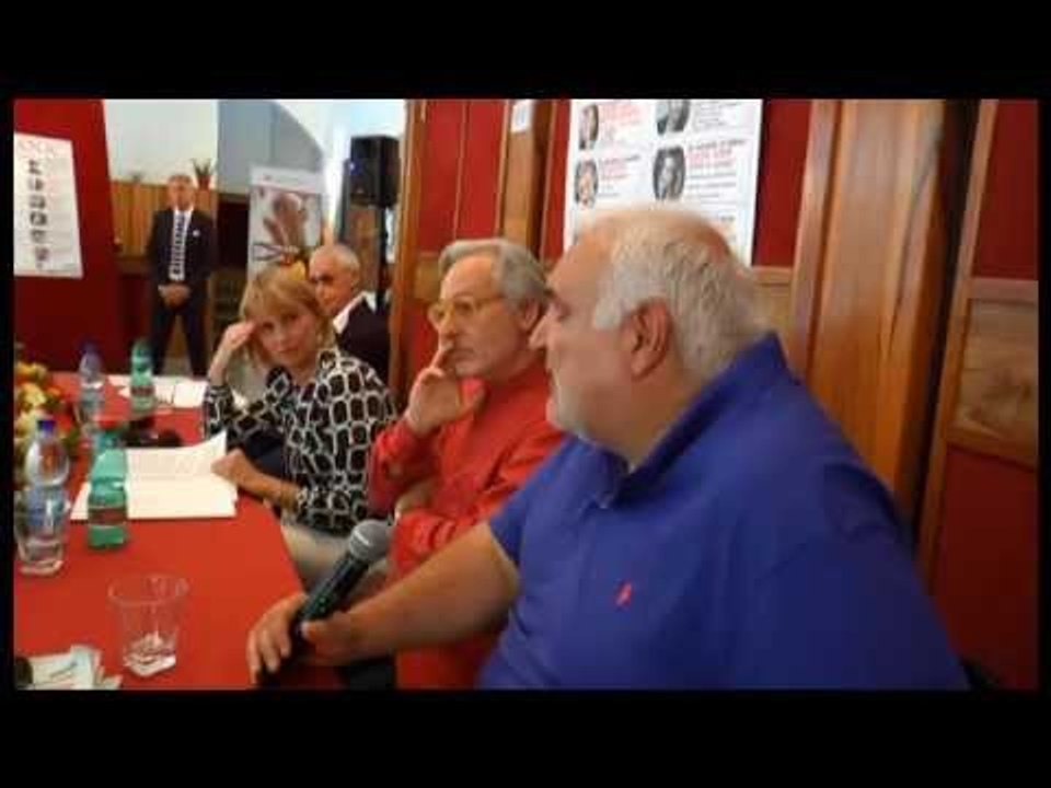 Napoli - Il teatro Diana presenta la nuova stagione di eventi (06.06.15)