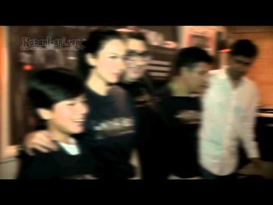 Main Film Horor, Revalina S Temat Alami Kejadian Mistis?