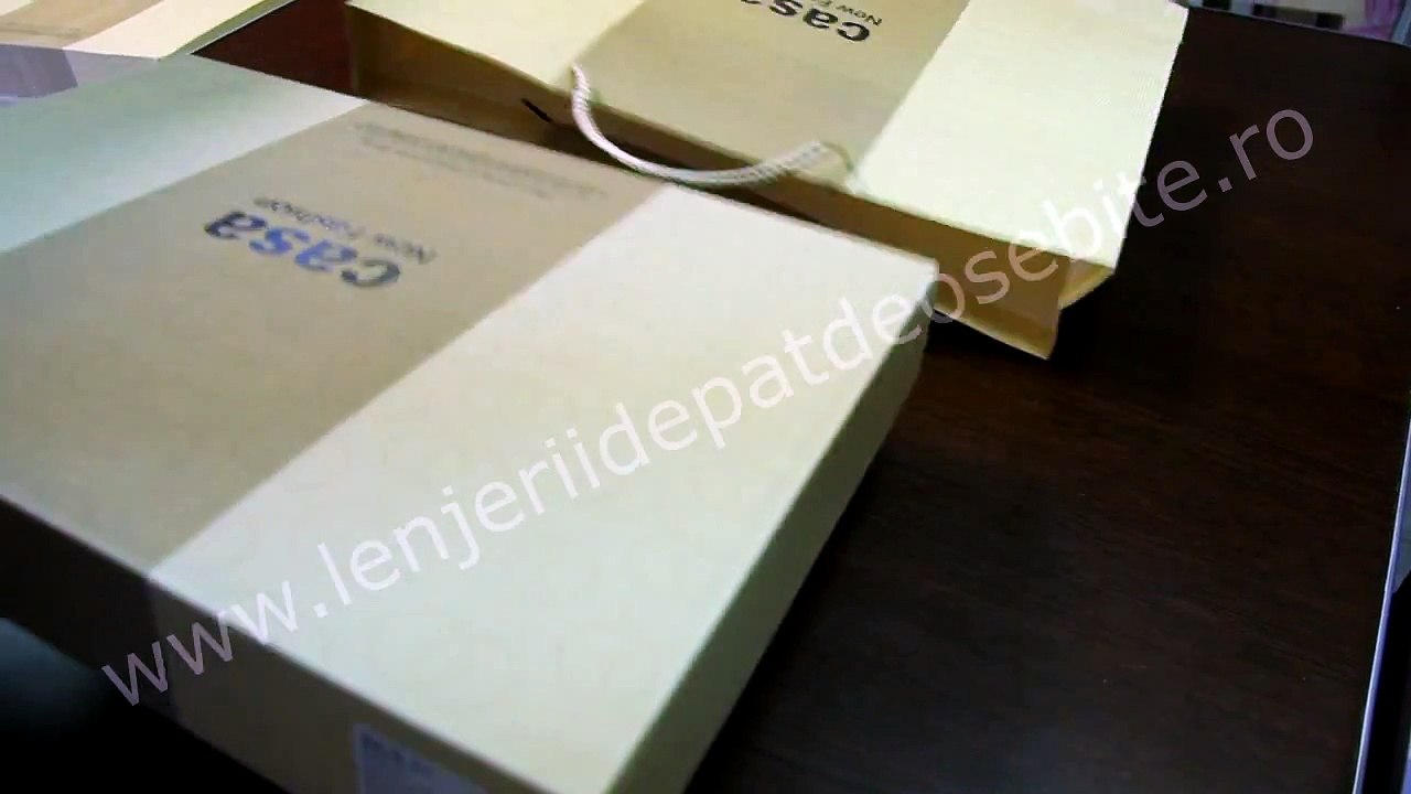 Lenjerii cu magnolii