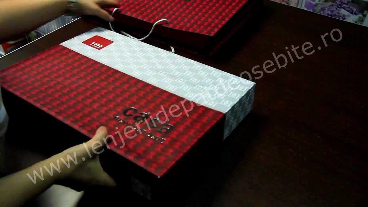 Trandafiri rosii - lenjerie de pat