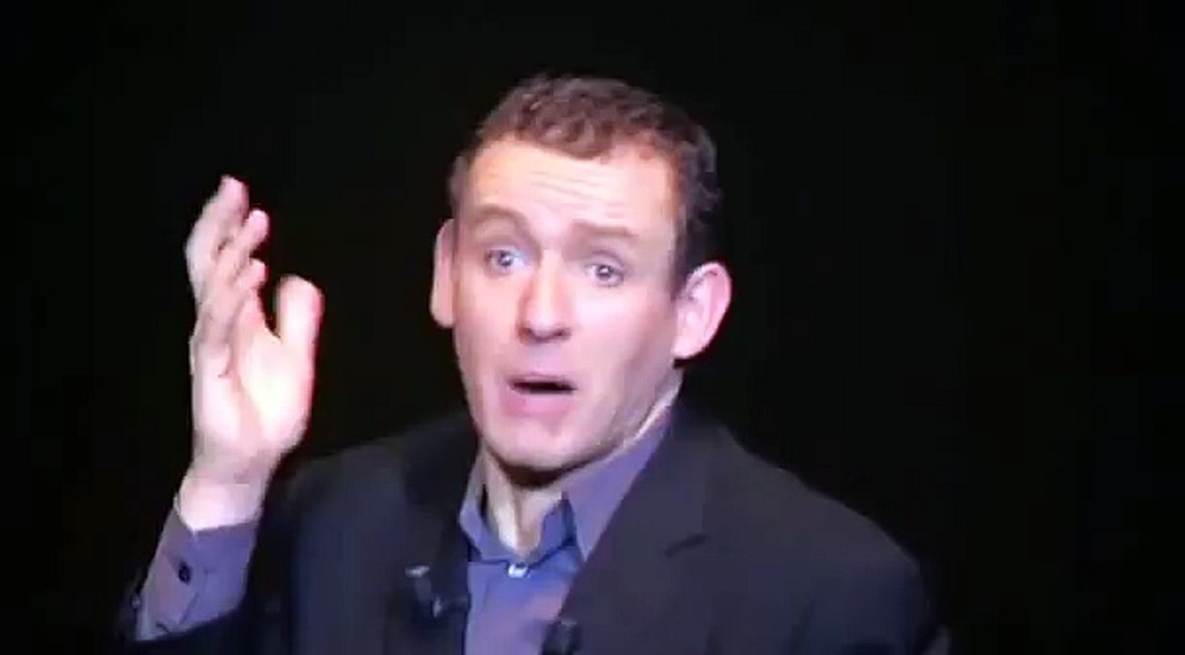 Dany Boon - le labrador et le pibull.