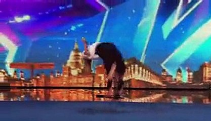 9 year old girl Shocked Everyone In The Show