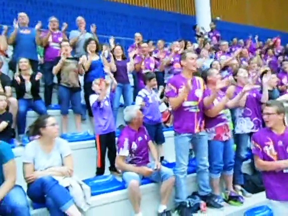 AGL Supporters se lèvent