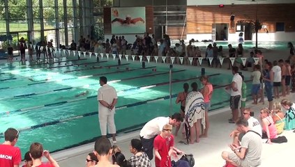 Rébecca Gensane  remporte le Natathlon régional 2015 à Amberieu. Ici le 400 NL en 5 mn 21 04