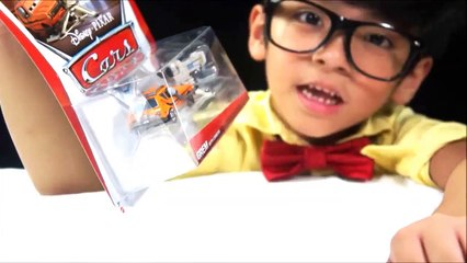 Disney Pixar Cars 2 - Grem with his Camera