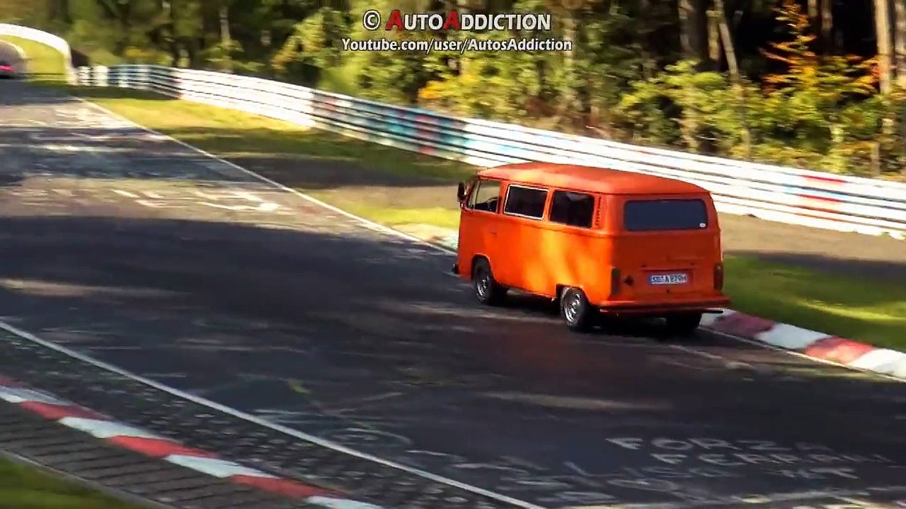 Les véhicules insolites du Nürburgring