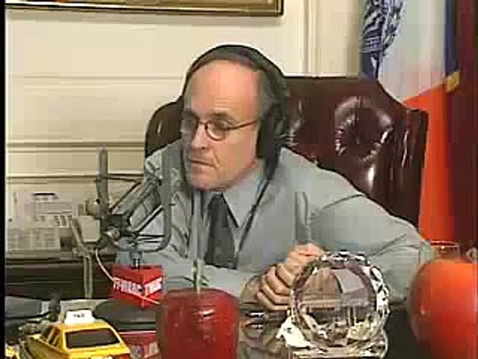 Giuliani makes fun of a man with Parkinson's Disease