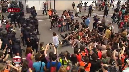 Carga policial en Acampada BCN
