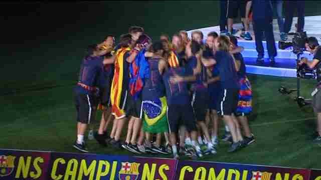 El Barça celebra el 'triplete' en el Camp Nou