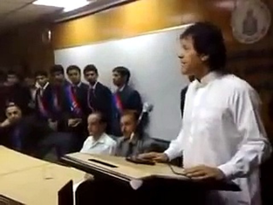 Imran Khan Address at MAJU [in Urdu] » 3/5