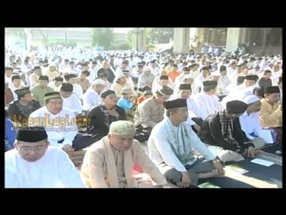 Inneke Koesherawati Lebaran dan Bunga Sedap Malam
