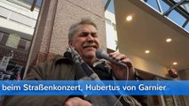 Hubertus singt My Way in Limburg beim Straßenkonzert