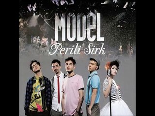 06 Model - Bir Melek vardi (2011)