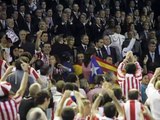 En la cancha, Vascos y Catalanes chiflaron el himno de España