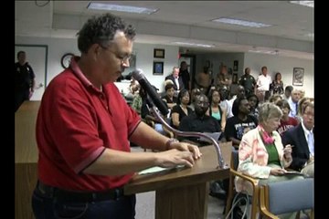 Superintendent faces angry public over Obama education speech decision