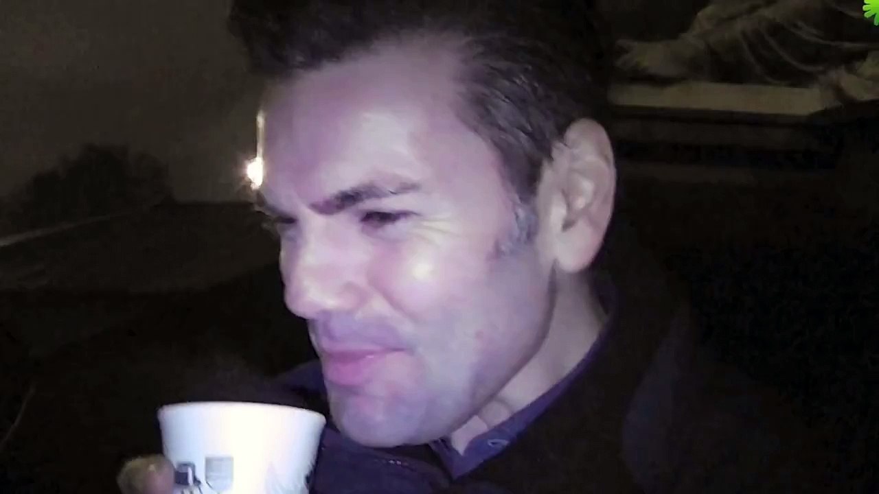 Ken Jebsen von KenFM im Interview auf der 1. Globalen Friedensmahnwache in Wien am 6.12.2014