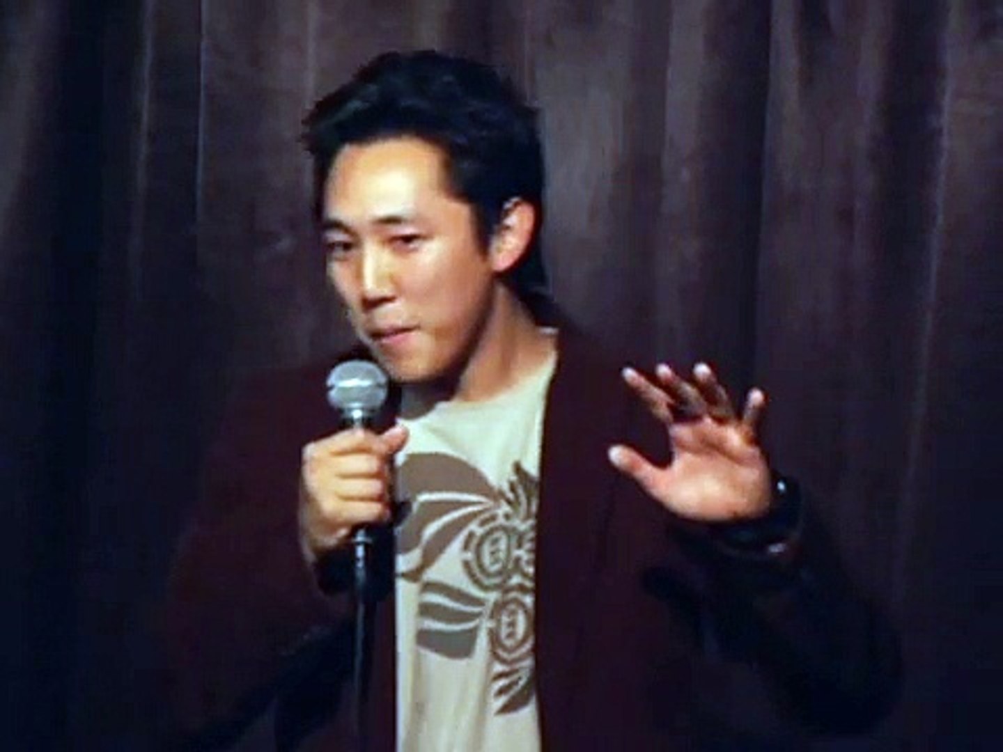 ⁣Asian comedian
