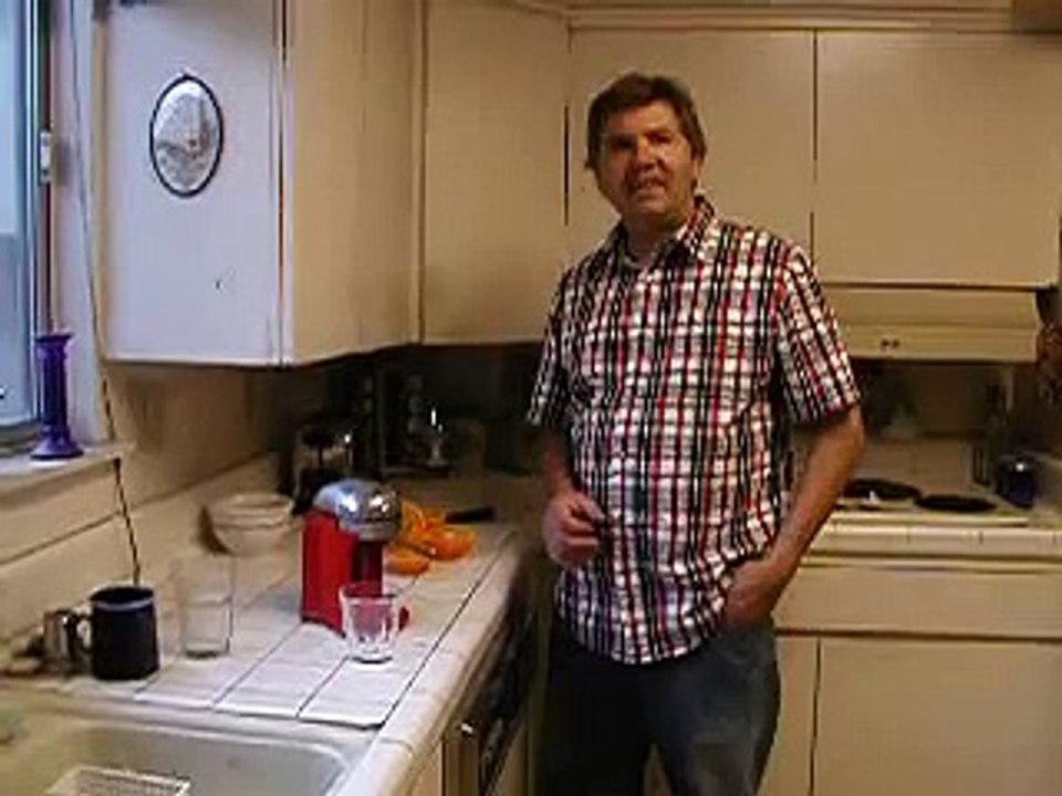 Orange juice maker