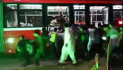 SHOCKING: General public goes bonkers on Metro Bus ride