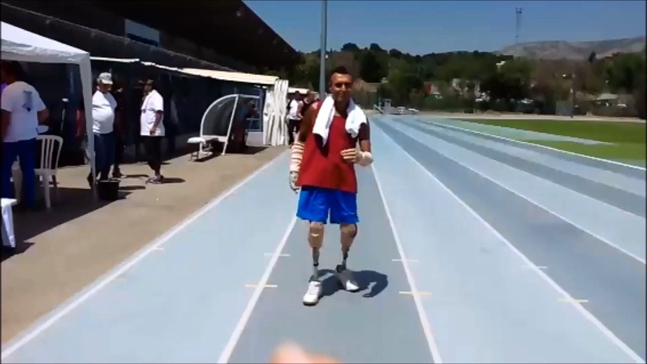 petit pas au stade et protheses