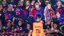 Le FC Barcelone fête son 3e trophée à Camp Nou