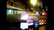 Car crash Ferrari 599 GTO Vs Taxi in Singapore