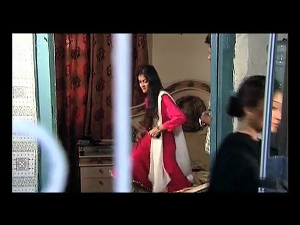 Qaidi No Ep 01 seg 3